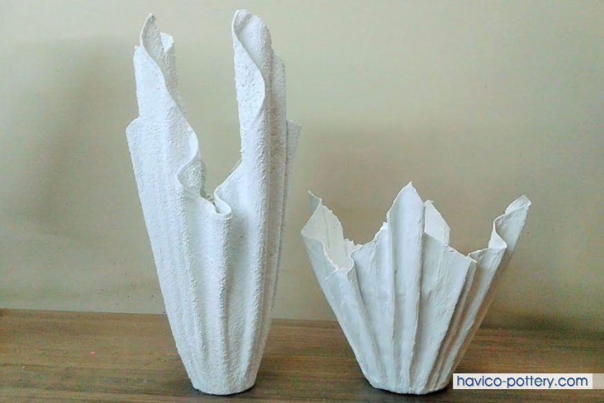 Dùng khăn vải làm chậu cây cảnh độc đáo, mới lạ